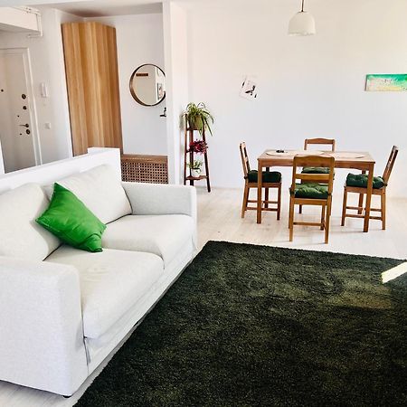 Airport Gardens Loft Lejlighed Otopeni Eksteriør billede